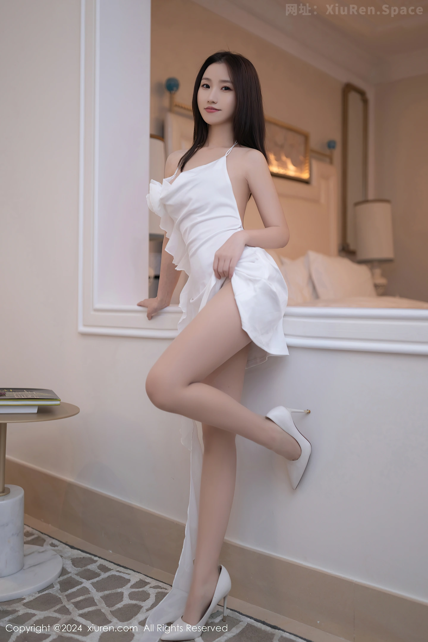 图片[2]-[XiuRen秀人网]VOL.8616 模特杏子Yada性感白色连衣短裙配开档肉丝秀惹火身材诱惑写真83P-秀人网官方网站